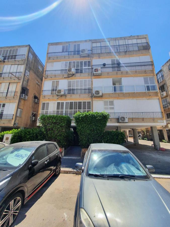 Ezore Yam Apartmens - Elmali'akh St. 4 Bat Yam Dış mekan fotoğraf