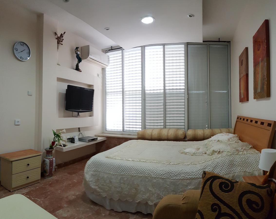 Ezore Yam Apartmens - Elmali'akh St. 4 Bat Yam Dış mekan fotoğraf